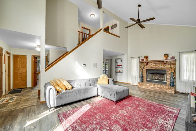 3207 Longford Drive, Joliet, IL 60431