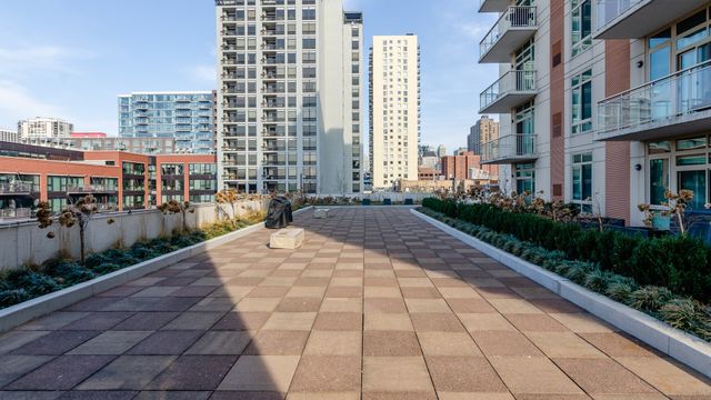 230 W DIVISION Street 1503, Chicago, IL 60610