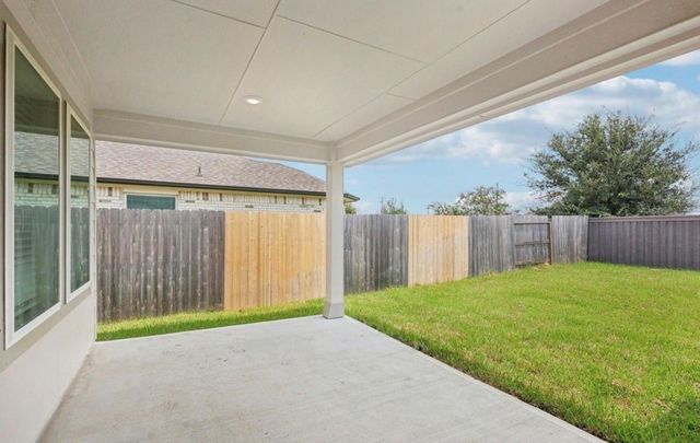 3300 Memorial Way, Texas City, TX 77591