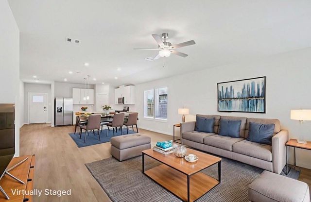 3300 Memorial Way, Texas City, TX 77591