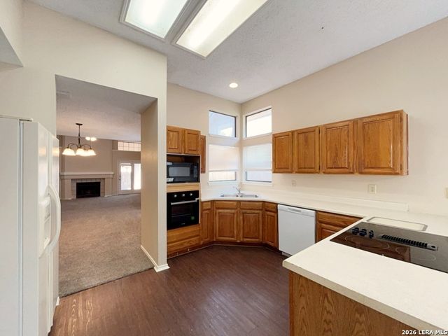 9706 Quiet Lake, San Antonio, TX 78254