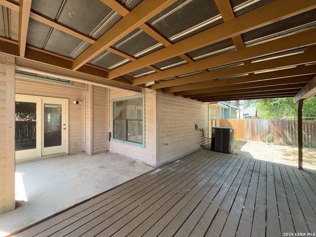 9706 Quiet Lake, San Antonio, TX 78254