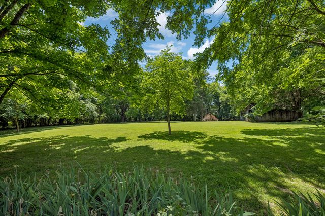 1505 Hillsboro Rd, Franklin, TN 37069