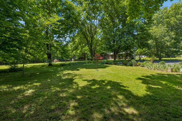 1505 Hillsboro Rd, Franklin, TN 37069