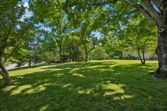 1505 Hillsboro Rd, Franklin, TN 37069