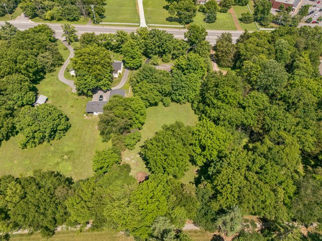 1505 Hillsboro Rd, Franklin, TN 37069