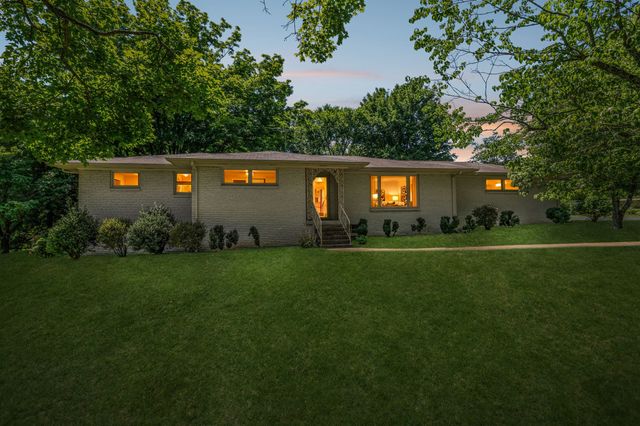 1505 Hillsboro Rd, Franklin, TN 37069