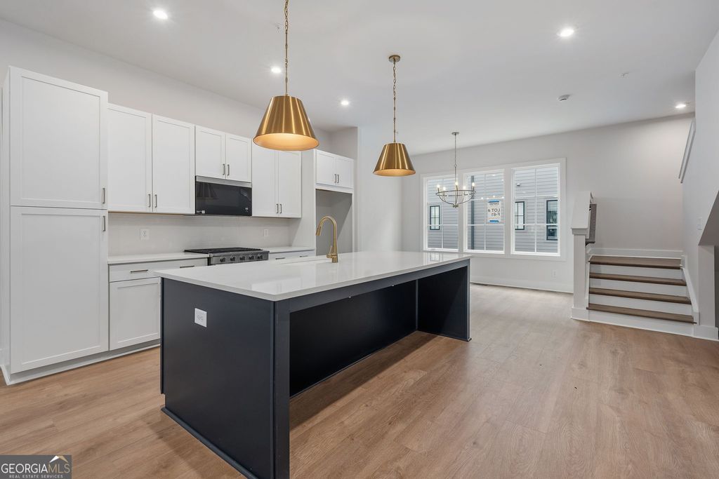 922 Hughley Circle 8, Atlanta, GA 30316 — exterior