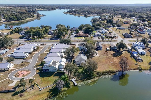 260 S CENTRAL AVENUE, Umatilla, FL 32784