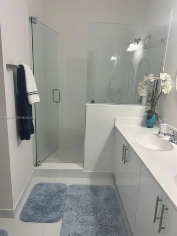 15540 SW 136th St 109, Miami, FL 33196