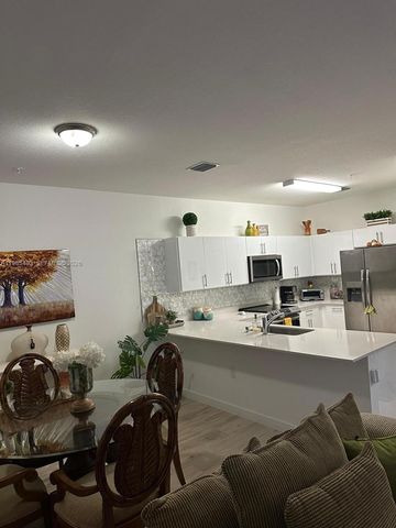 15540 SW 136th St 109, Miami, FL 33196