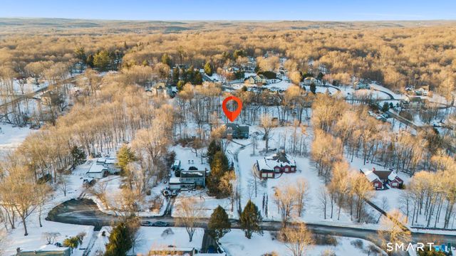 13 Surrey Lane, Monroe, CT 06468