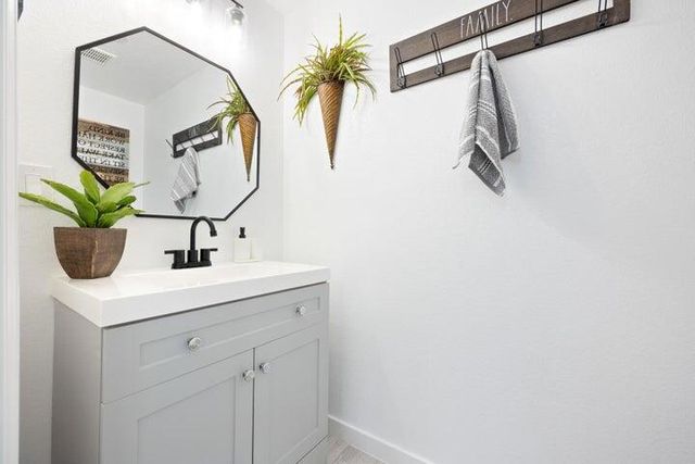 69450 Amboy Road, 29 Palms, CA 92277