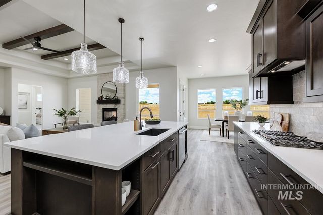 24865 Farm Dale Ave, Caldwell, ID 83607