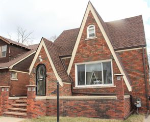 15370 Hartwell Street, Detroit, MI 48227
