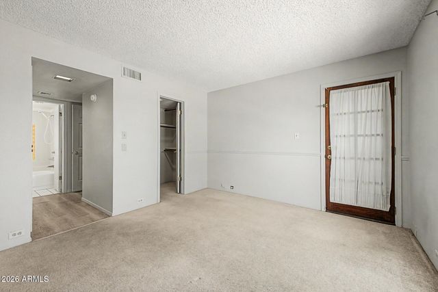 10410 N CAVE CREEK Road 1009, Phoenix, AZ 85020