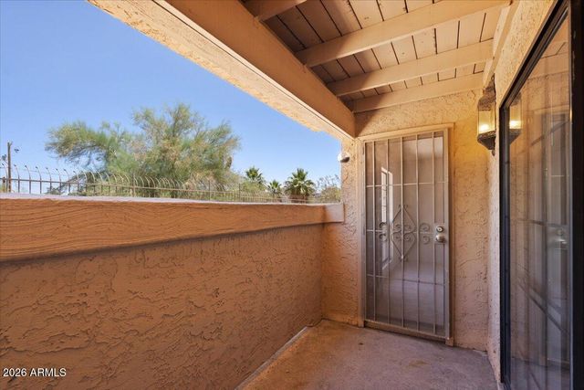 10410 N CAVE CREEK Road 1009, Phoenix, AZ 85020