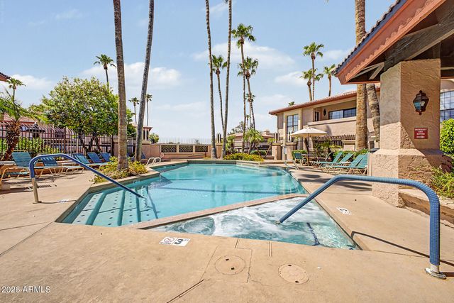10410 N CAVE CREEK Road 1009, Phoenix, AZ 85020