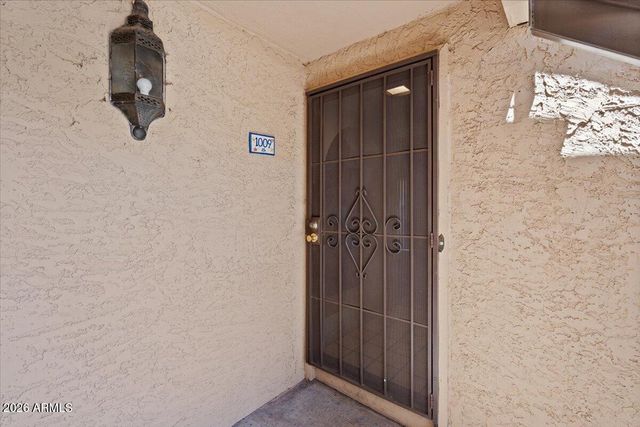 10410 N CAVE CREEK Road 1009, Phoenix, AZ 85020