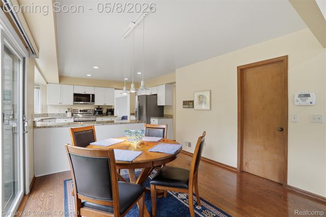44775 Dunbarton Court, Novi, MI 48375