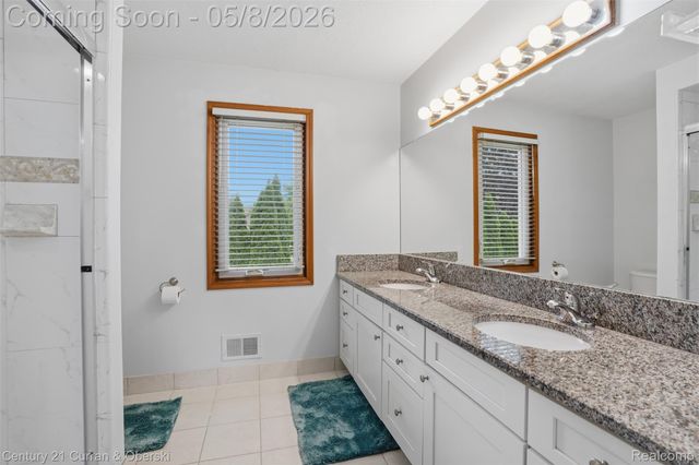 44775 Dunbarton Court, Novi, MI 48375