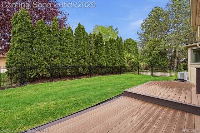 44775 Dunbarton Court, Novi, MI 48375