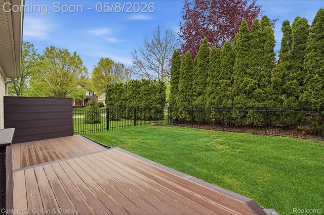 44775 Dunbarton Court, Novi, MI 48375