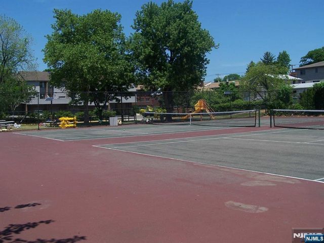 2195 N Central Road 3E, Fort Lee, NJ 07024