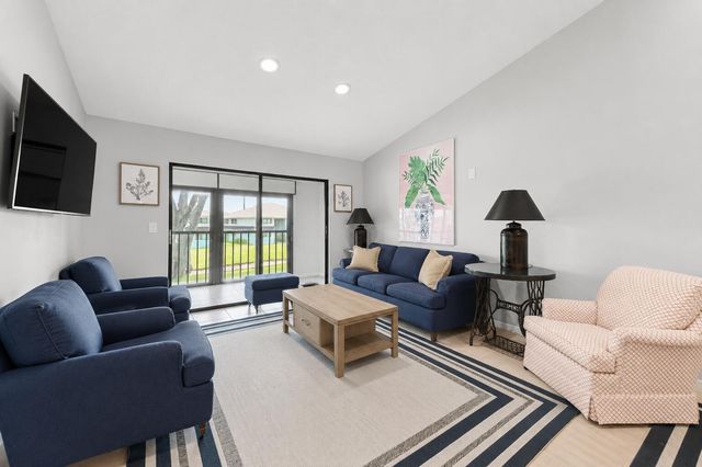 15234 Lakes Of Delray Boulevard 276, Delray Beach, FL 33484