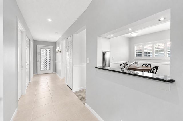 15234 Lakes Of Delray Boulevard 276, Delray Beach, FL 33484