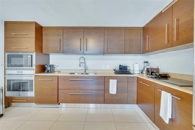 485 Brickell Ave 3401, Miami, FL 33131