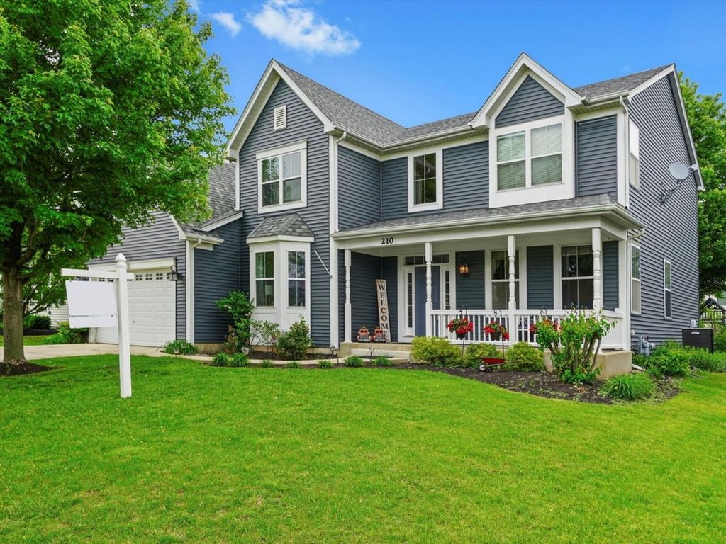 210 Woodford Road, Oswego, IL 60543