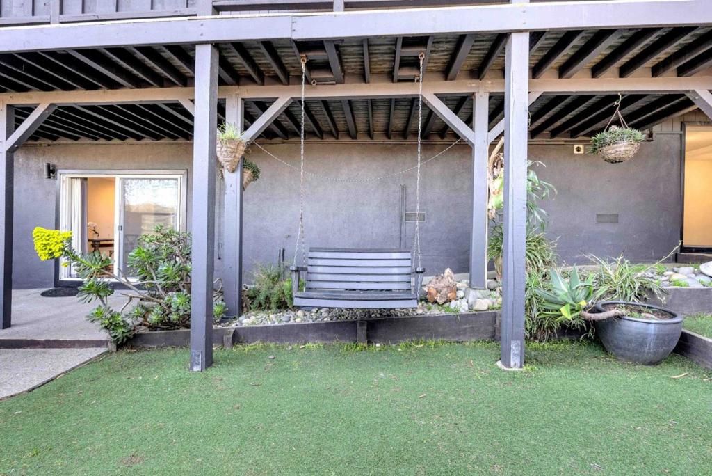 Image 39 of property listing at 279 Sterling Avenue, Pacifica, CA 94044