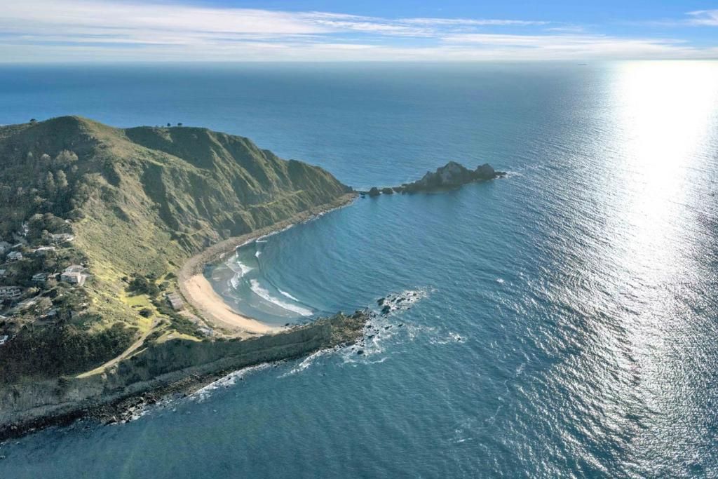 Image 51 of property listing at 279 Sterling Avenue, Pacifica, CA 94044