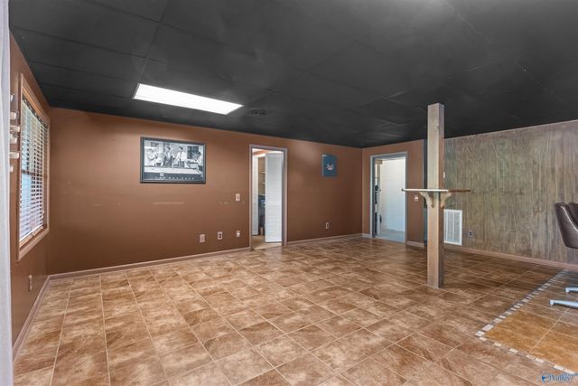 1000 Brentwood Drive NE, Cullman, AL 35055