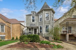 2429 N Drake Avenue, Chicago, IL 60647