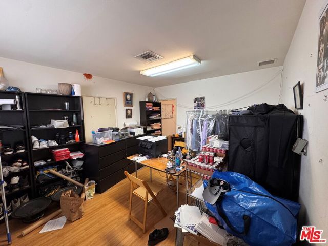 12913 S Broadway, Los Angeles, CA 90061