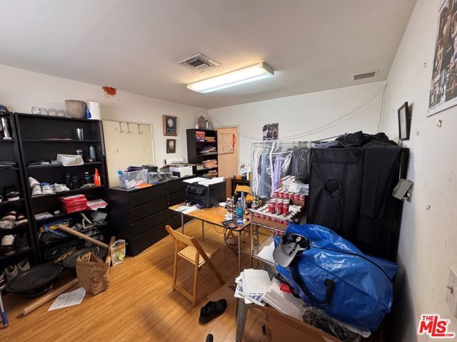 12913 S Broadway, Los Angeles, CA 90061