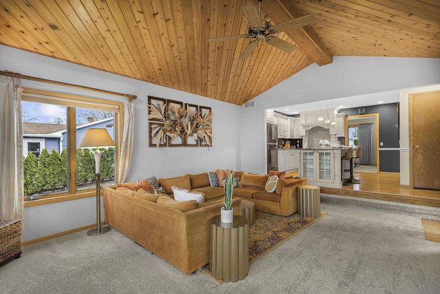 5111 Arrowhead Drive, Monona, WI 53716