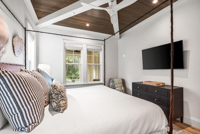 118 S Shingle Lane, Watersound, FL 32461