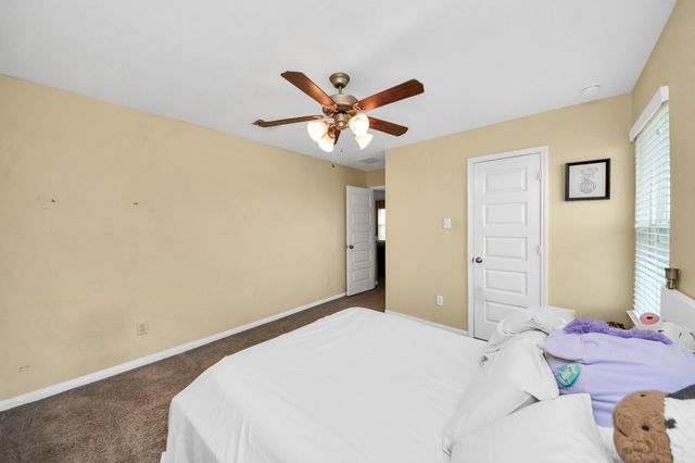 2203 Laurel Pass Court, Pearland, TX 77089