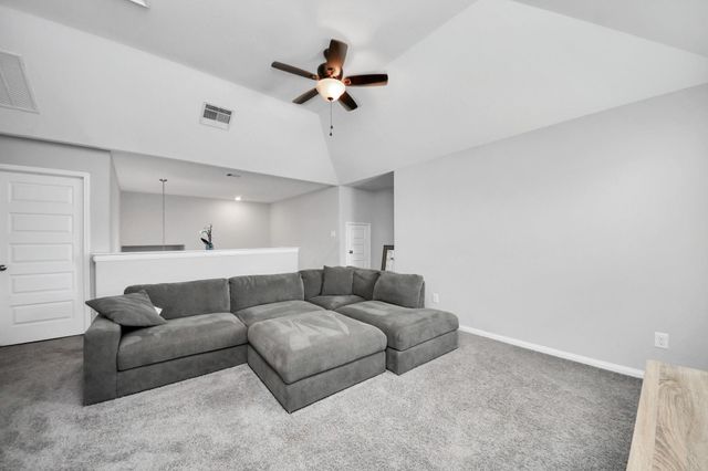 2203 Laurel Pass Court, Pearland, TX 77089