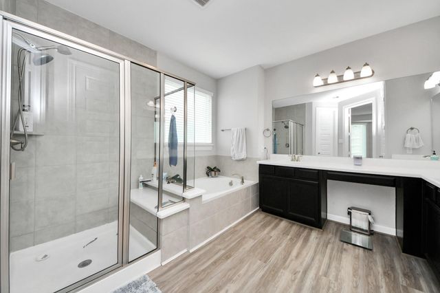 2203 Laurel Pass Court, Pearland, TX 77089