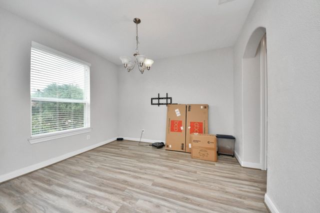 2203 Laurel Pass Court, Pearland, TX 77089