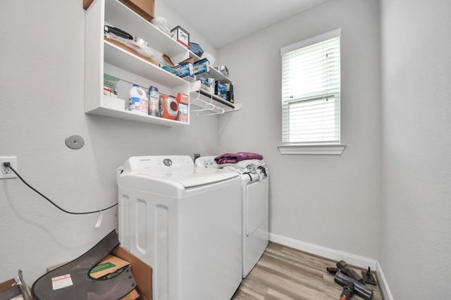 2203 Laurel Pass Court, Pearland, TX 77089