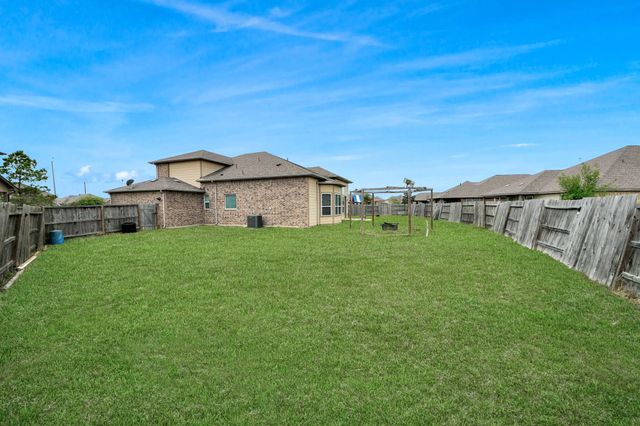 2203 Laurel Pass Court, Pearland, TX 77089