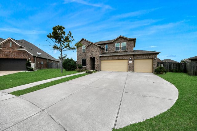 2203 Laurel Pass Court, Pearland, TX 77089