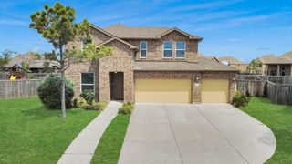 2203 Laurel Pass Court, Pearland, TX 77089
