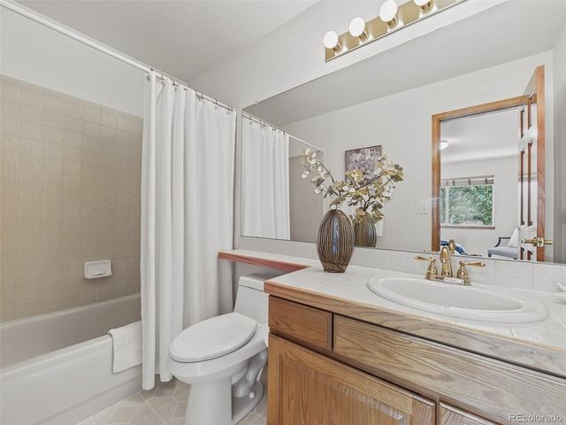 17029 W 68th Pl, Arvada, CO 80007
