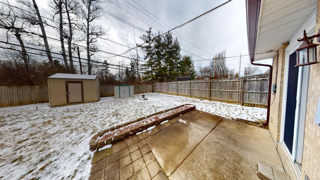 213 Porter Drive 213 Porter Drive, Englewood, OH 45322